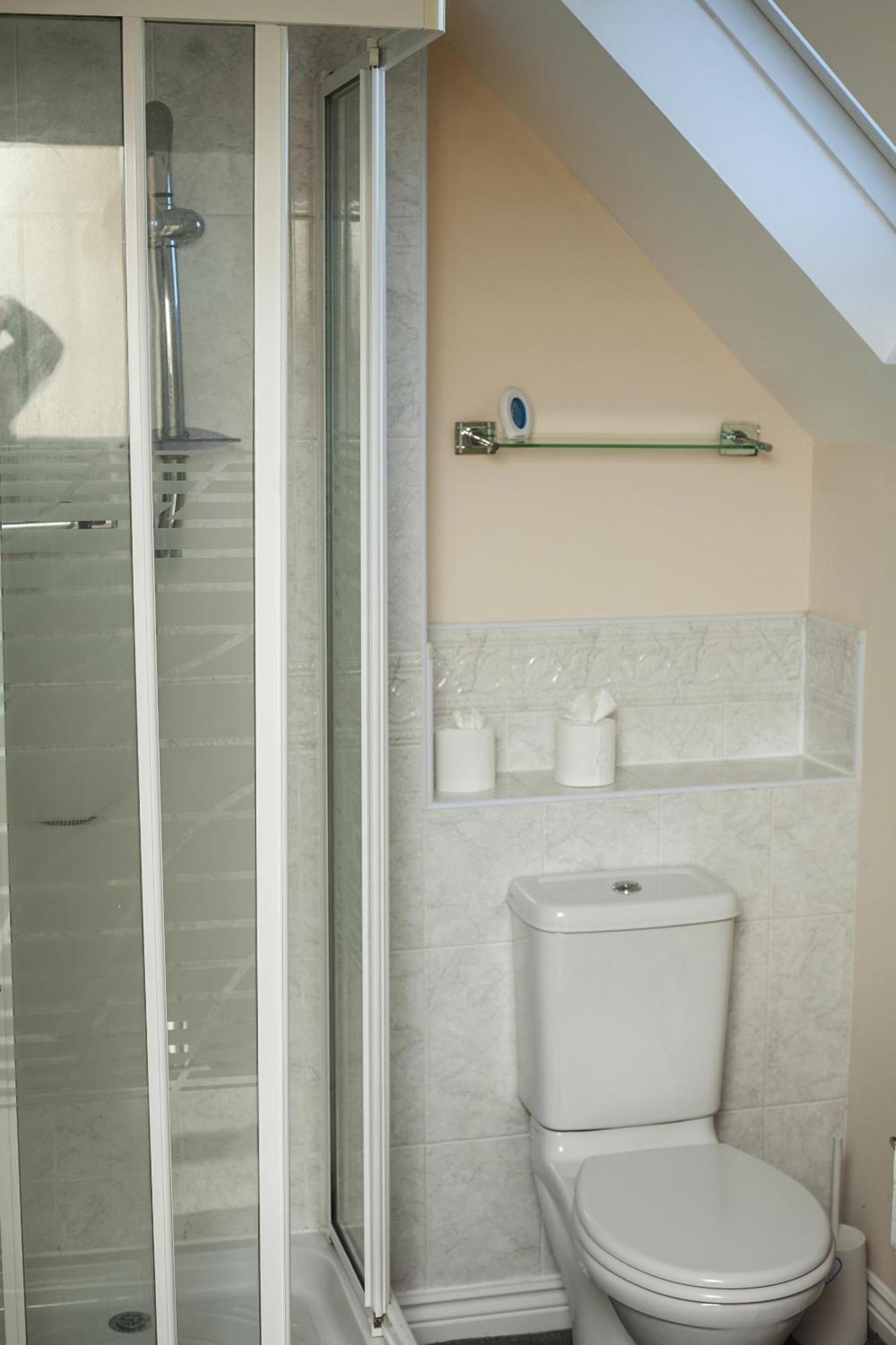 Avril Warwickshire Home Stay Нанитон Экстерьер фото