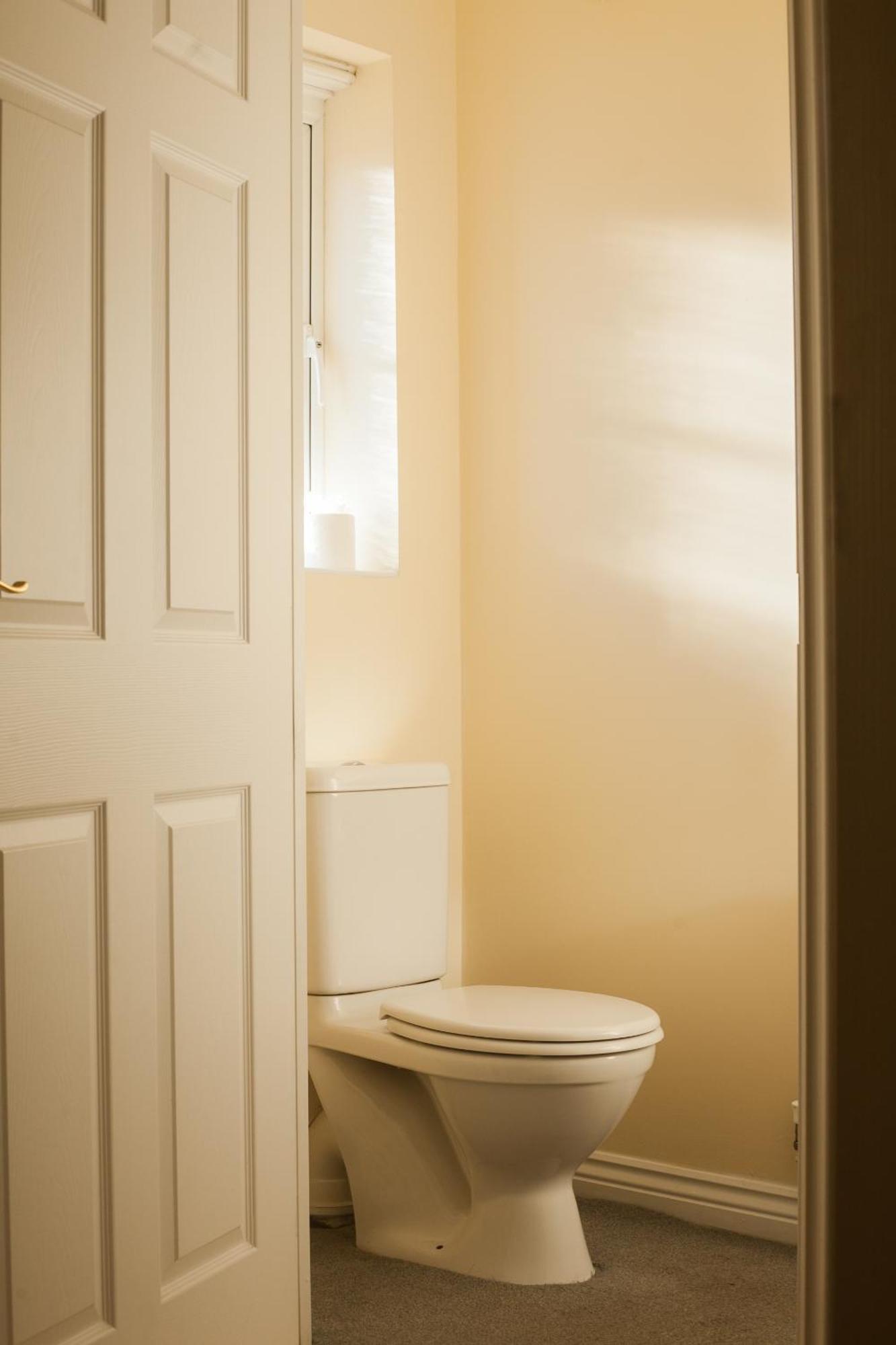 Avril Warwickshire Home Stay Нанитон Экстерьер фото